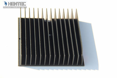 La protuberancia de aluminio del disipador de calor de la voladura de arena perfila el radiador de aluminio de la protuberancia