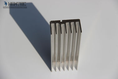Perfiles de aluminio de la protuberancia del disipador de calor del poder más elevado con la perforación/moler