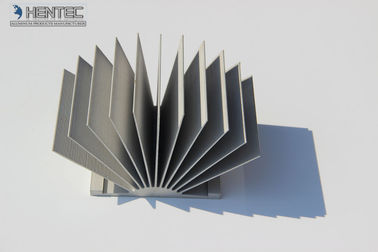 Perfiles de aluminio sacados grandes del disipador de calor de T5 T6 para la alta precisión de la máquina