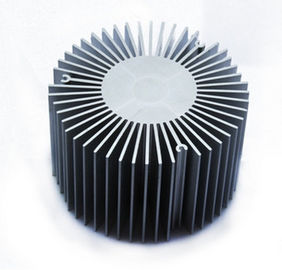 Las protuberancias de aluminio llevadas del disipador de calor, plateado/negro anodizaron perfiles de aluminio sacados