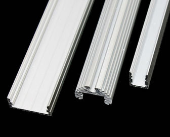 6063 - Canal de aluminio de la protuberancia del perfil de la construcción T5 con PVDF/la capa del polvo