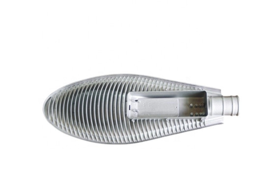 Las piezas de fundición a presión de aluminio LED Casa de luz de la calle / Lámpara de sombreado de pulido ADC12