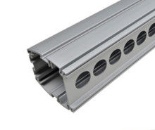 CNC que trabaja a máquina la aprobación pintada polvo de aluminio industrial del CE de la protuberancia del perfil