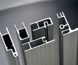 Perfiles de aluminio de plata de la protuberancia de la anodización/del Alodine con trabajar a máquina del CNC