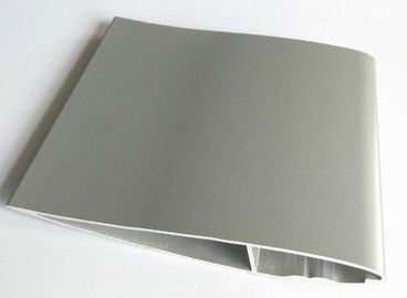 El polvo pintó la aspa del ventilador industrial para los perfiles de aluminio de la protuberancia