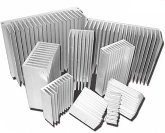 Perfiles de aluminio anodizados plateados de la protuberancia del disipador de calor, radiador de aluminio
