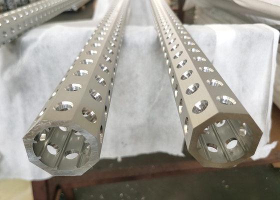 Mecanizado CNC personalizado Perfiles industriales de aluminio para el brazo del robot / brazo mecánico / equipo de automatización