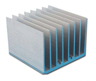 Perfiles de aluminio respetuosos del medio ambiente de la protuberancia del disipador de calor con trabajar a máquina del CNC