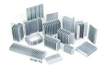 Perfiles de aluminio industriales de la protuberancia del disipador de calor para el OEM del refrigerador de agua