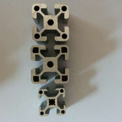 Perfil industrial claro/de la plata de la protuberancia del aluminio 6005, perfil de aluminio de la protuberancia para la planta de fabricación