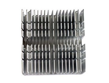 La protuberancia de aluminio del disipador de calor del CNC que trabaja a máquina perfila 6061 T6/T66 para la maquinaria de los trenes