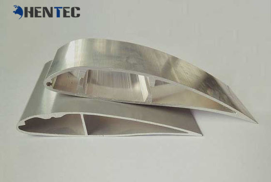 El aluminio pintado polvo de la aspa del ventilador sacó los perfiles para las cuchillas de enfriamiento