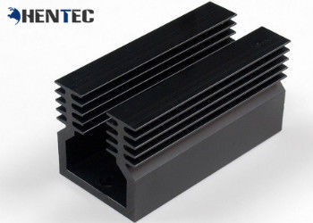 Perfiles de aluminio de la protuberancia del disipador de calor de las piezas de automóvil LED en la aleación negra del color 6005