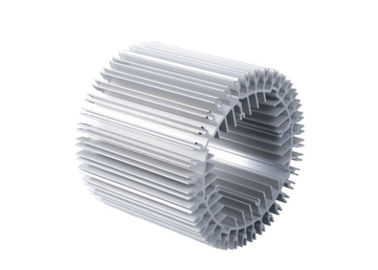 6063 T5 llevaron perfiles de aluminio ligeros de la protuberancia del disipador de calor