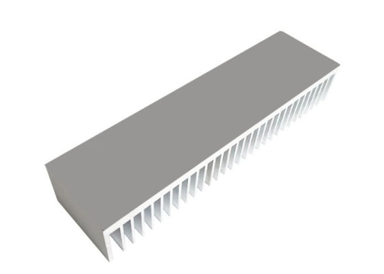 Perfiles de aluminio anodizados naturales de la protuberancia del disipador de calor del radiador