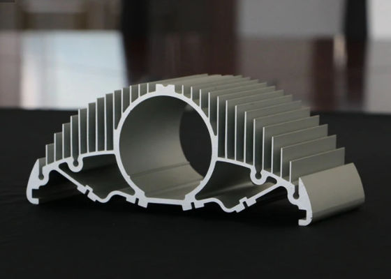 Protuberancia de aluminio grande del disipador de calor del CNC de la refrigeración que trabaja a máquina por aire